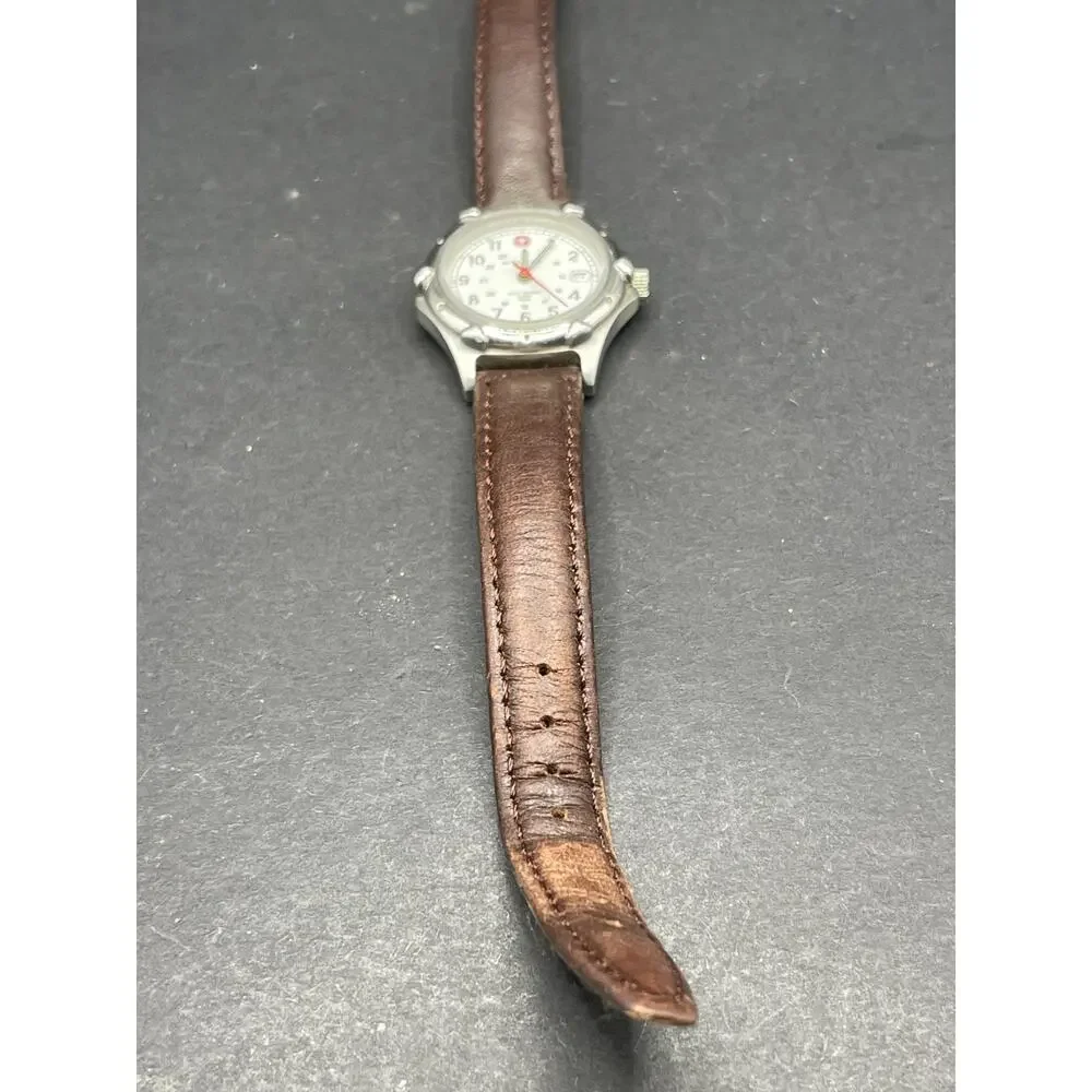 VTG Wenger Swiss Quartz Watch Women 100m Silver Stainless Steel Date Brown Band